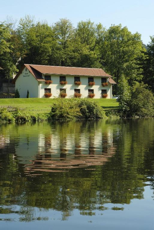 Hotel Zur Fernmuehle Ziegenrück Esterno foto